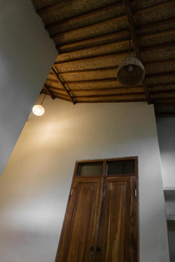 Adara Homestay Banyuwangi  Exterior photo