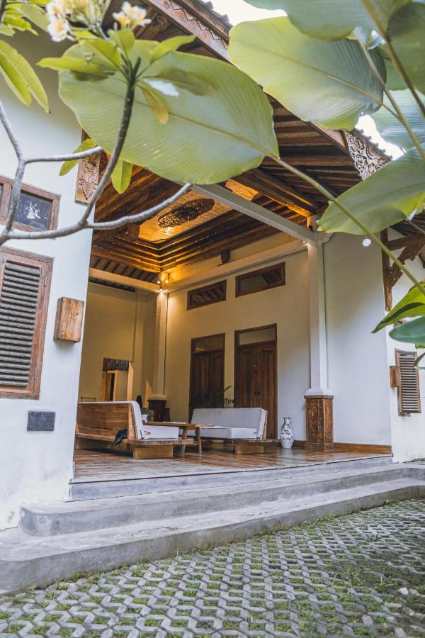 Adara Homestay Banyuwangi  Exterior photo