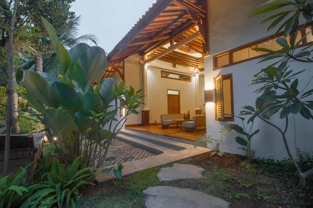 Adara Homestay Banyuwangi  Exterior photo